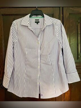 Vintage Talbot’s Purple & White Pin Stripe Button-Down Shirt Size 10